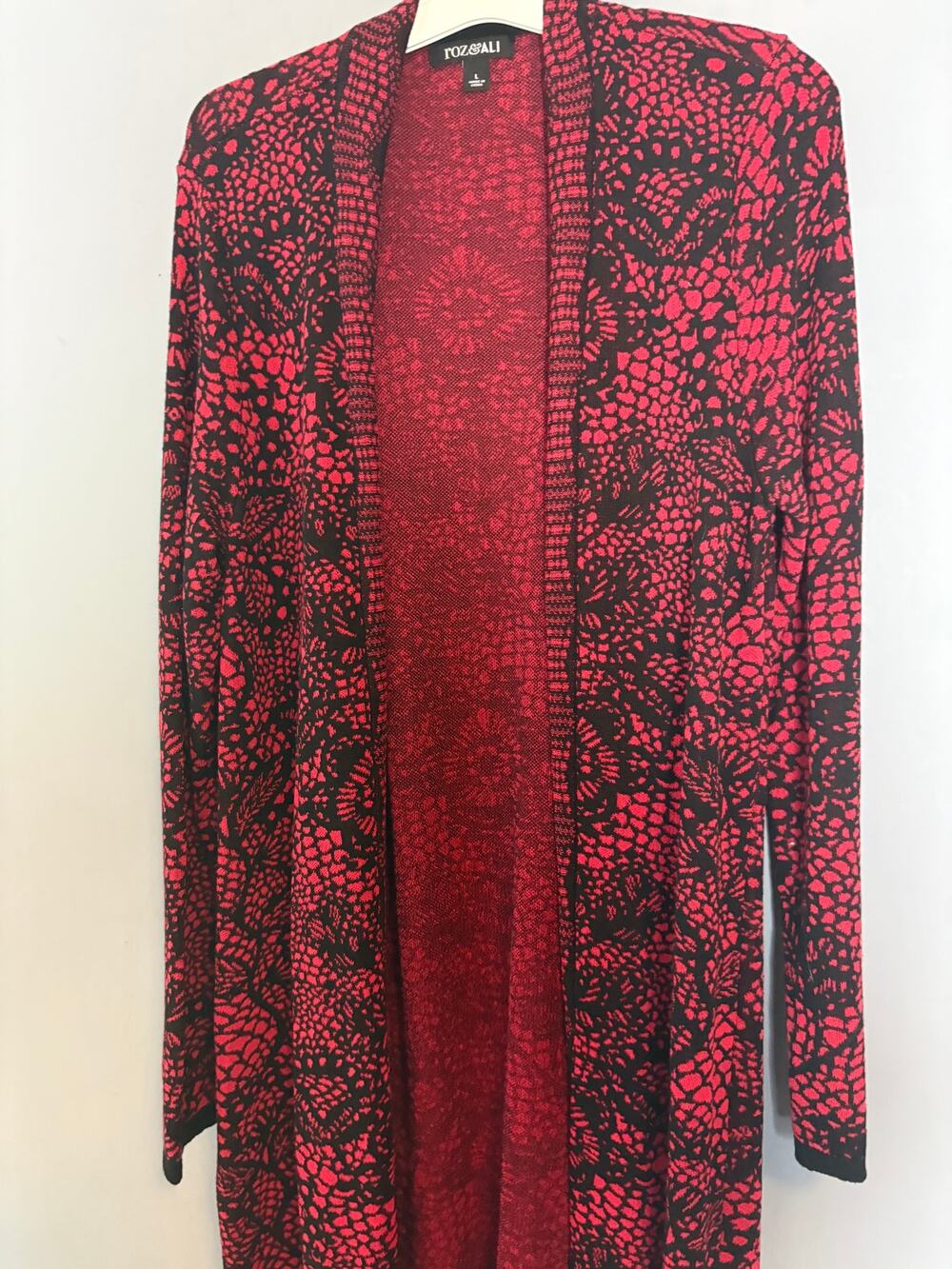 Roz & Ali Women’s Red Black Lace Pattern Sweater Size L Read
